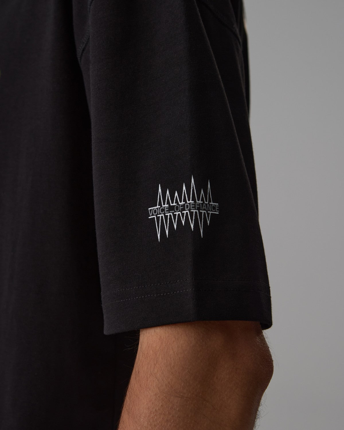 White Lines Cherry - Black