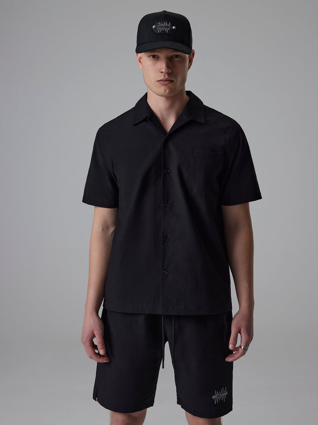 Paradise - Black