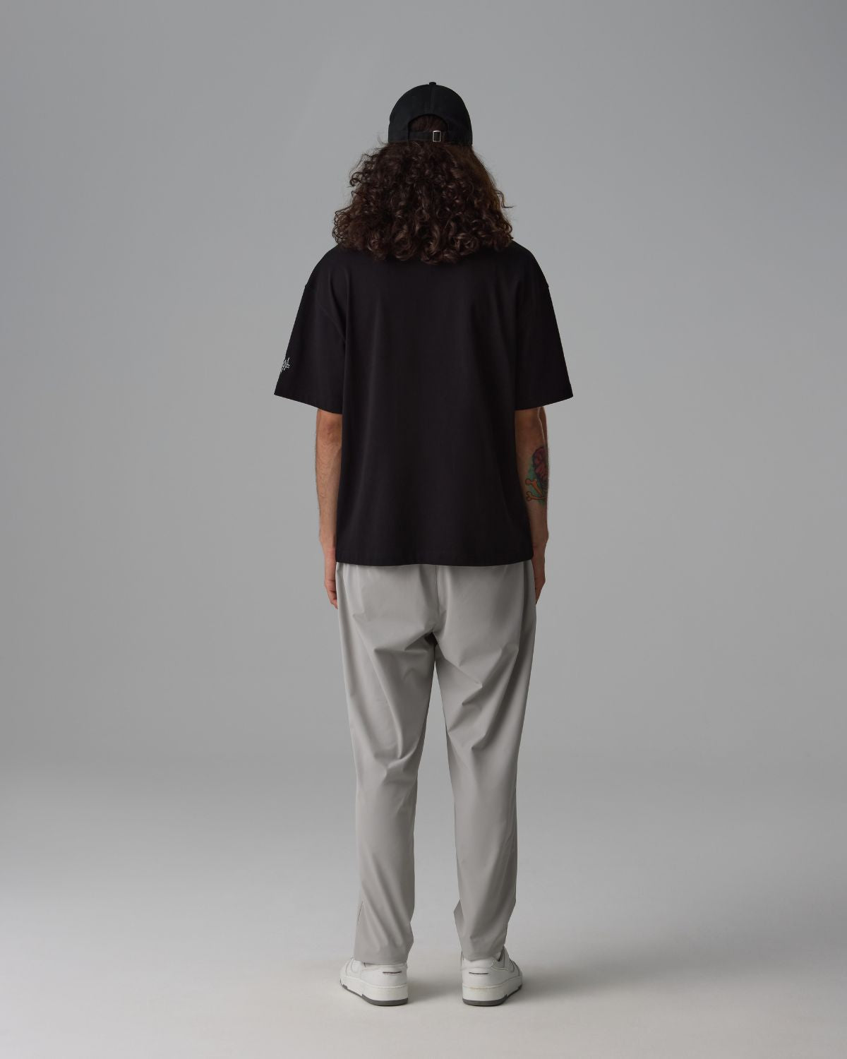 Defiant Manor Tee - Black